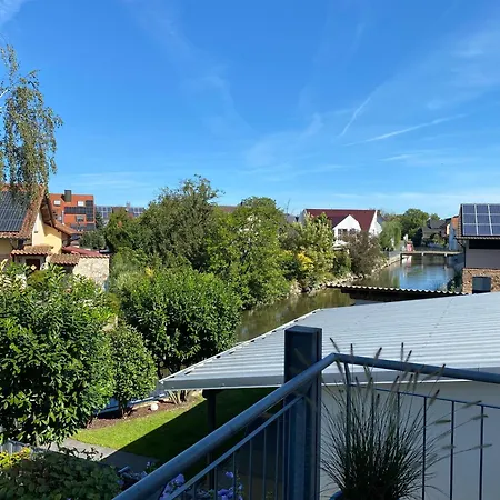 Harmony Apartment, Your In With Balcony & River-view, 5min To Europa-park * Rust